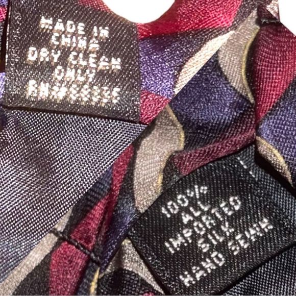 Ziggurat silk necktie - Picture 2 of 4